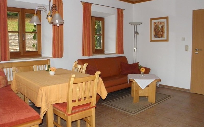 Ferienwohnung Fritzenwenger Essbereich