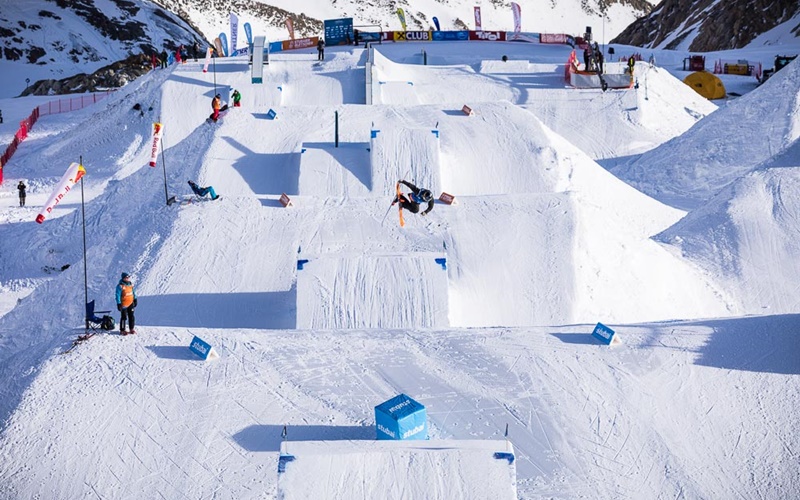 Snowboard fahren Österreich