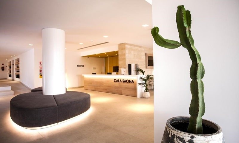 Hotel Cala Saona (1)