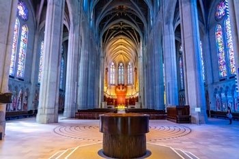 Grace Cathedral Innenraum