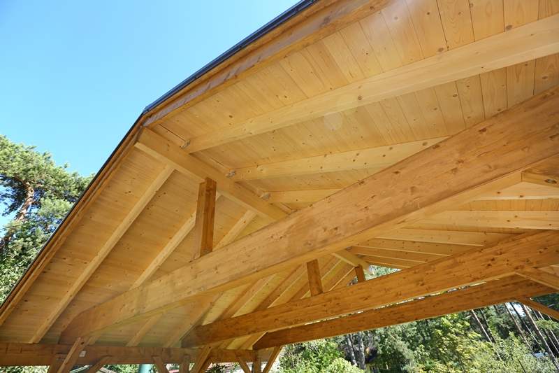 Carport Dach aus Holz